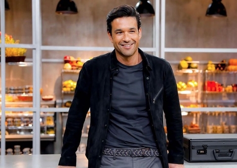 Sérgio Marone choca ao revelar ter assistente para ajeitar pênis em fotos