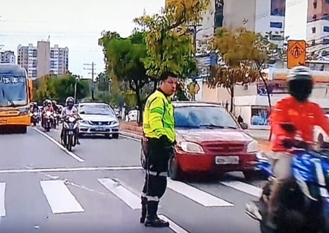 Homem morre após ser atropelado por moto em faixa de pedestre de Manaus
