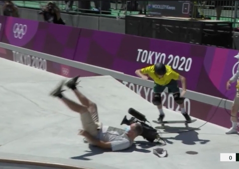 Skatista atropela cinegrafista durante classificatória em Tóquio; vídeo 