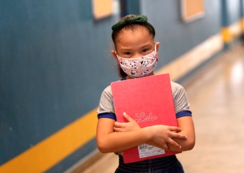 Prefeitura entrega creche revitalizada em Manaus para atender 175 crianças