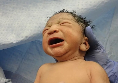 Número de nascimentos no país em 2020 é o menor em 26 anos