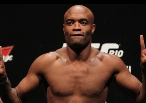 Anderson Silva encara Tito Ortiz no boxe em setembro 