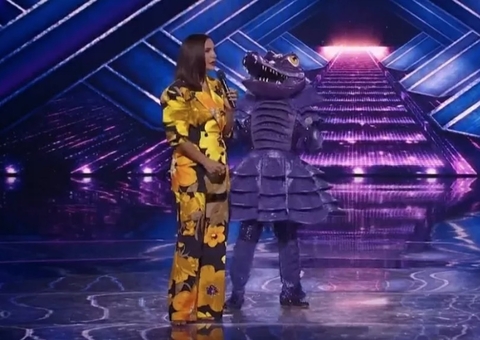 Ivete Sangalo surpreende ao fazer piada sobre jacaré e vacina no The Masked Singer