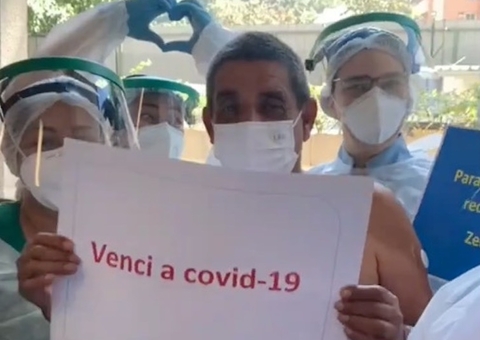 Zeca Pagodinho supera covid-19 e recebe alta do hospital 