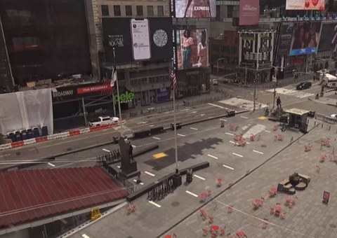Ameaças de bombas fazem polícia evacuar Times Square e área próximo ao Capitólio, nos EUA