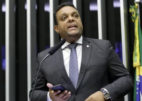 Alvo da PF, deputado Otoni de Paula foi condenado por ofensas a Moraes   