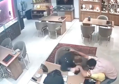 Vídeo mostra momento em que funcionária é baleada em shopping de Fortaleza