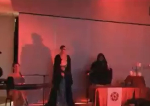 Ritual satânico é transmitido ao vivo na TV