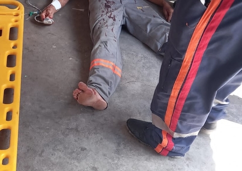 Eletricista da Amazonas Energia é baleado durante assalto no Petrópolis