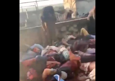 Imagens fortes mostram explosões que deixam ao menos 70 mortos no Afeganistão