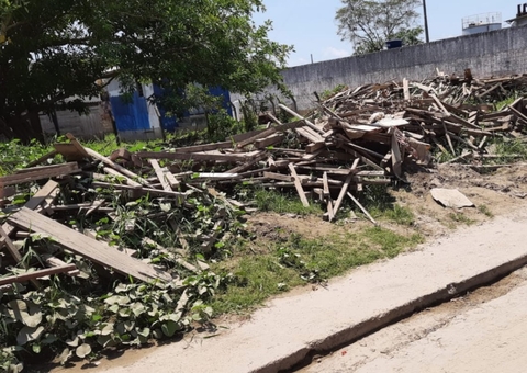 Empresa de limpeza contratada por R$ 2 milhões deixa de executar serviços no Amazonas