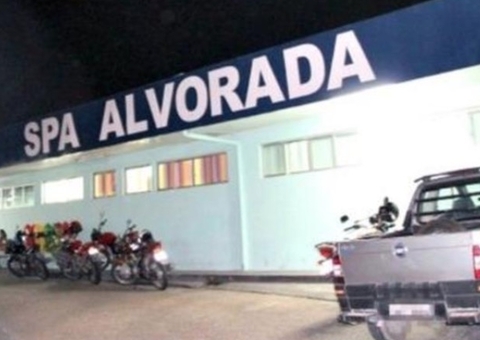 Jovem é baleado nas mãos ao reagir a assalto no Alvorada, em Manaus