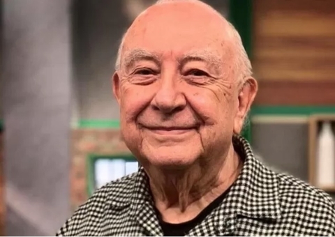 Após morte da mulher, Sérgio Mamberti redescobriu o amor com outro homem 