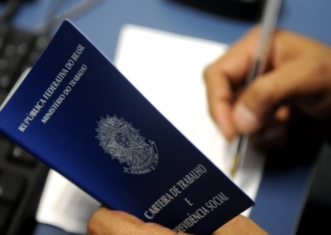 Sine oferta mais de 100 vagas de emprego nesta quarta em Manaus