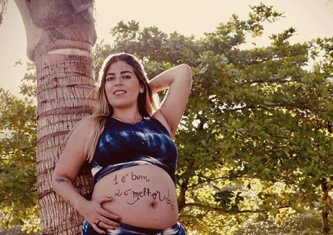 Ex-Bruna Surfistinha, Rachel Pacheco dá a luz gêmeas; uma está na UTI