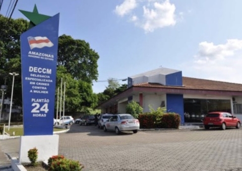 Homem não aceita fim do relacionamento e esfaqueia ex no pescoço em Manaus 