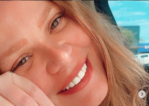 Ex-bbb Paulinha Leite ganha na loteria pela 49ª vez e fica milionária  