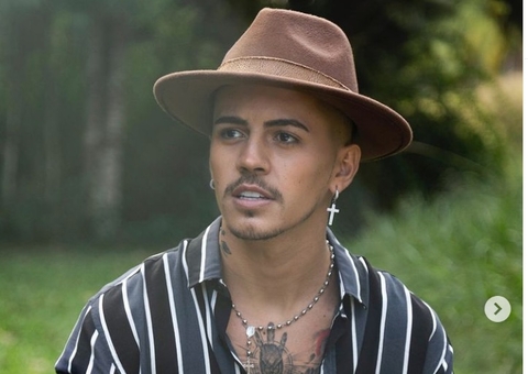 Biel é expulso de restaurante de luxo e se revolta