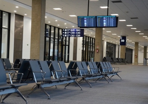 Após perder voo, passageiro tem ataque de fúria e agride funcionária da Gol