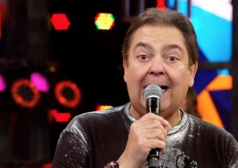 Faustão ressurge em clique raro em Dubai ao ser tietado por Gabi e Tierry 