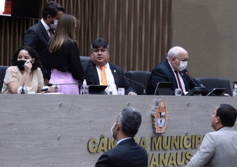 Câmara de Manaus manda suspender a licitação para o aluguel de 41 picapes