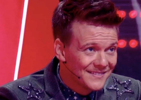 Michel Teló solta palavrão ao vivo durante apresentação de amazonense no The Voice Kids