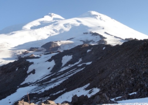 Cinco alpinistas morrem durante escalada ao Monte Elbrus 