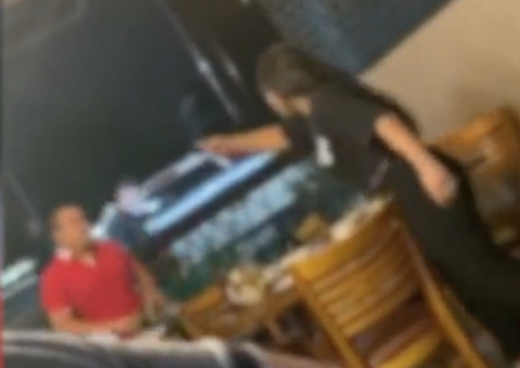 Mulher flagra o marido com amante em churrascaria de Manaus; Vídeo