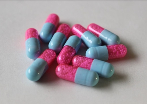 Farmacêuticas tentam desenvolver pílula contra covid-19 