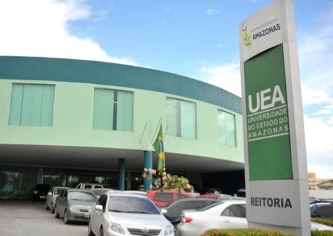 UEA abre processo seletivo para contratação de professor temporário