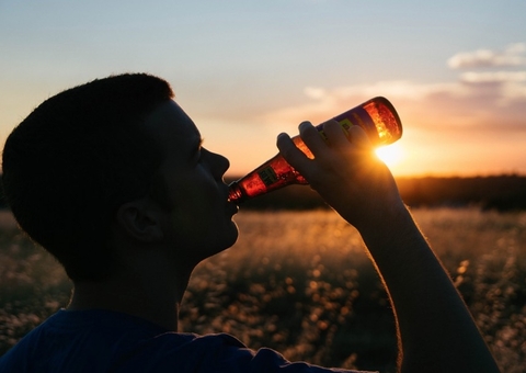 Homem dado como desaparecido participa bêbado de buscas por ele mesmo