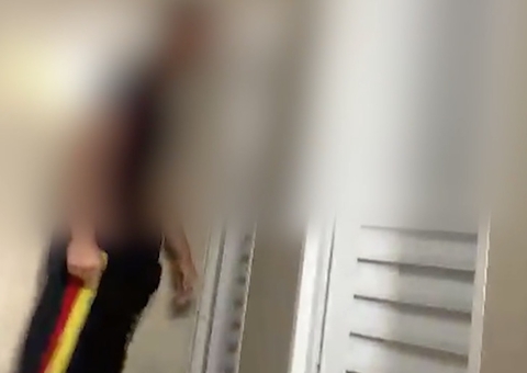 Adolescente é filmado agredindo colega no banheiro do Colégio Militar de Manaus