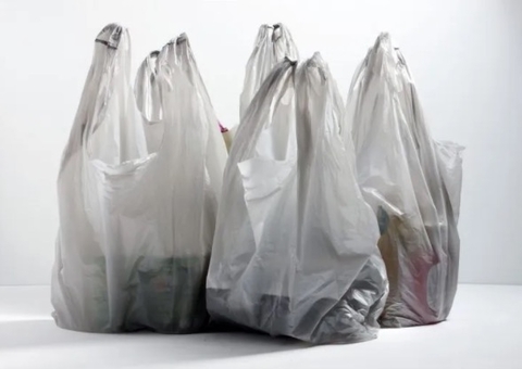 Lei que proíbe sacolas plásticas em Manaus passará por modificações 