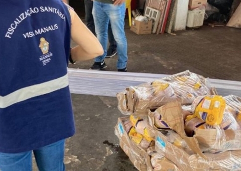 600 quilos de frango são apreendidos por má conservação em estabelecimento de Manaus