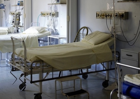 Mulher diz que vai orar pelo marido e o envenena com chumbinho em hospital