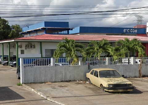 Casal é preso com arma após acidente em Manaus 