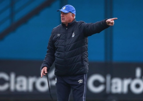Felipão e comissão técnica deixam o Grêmio após derrota para o Santos