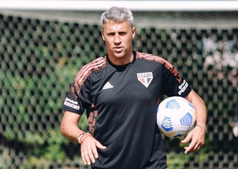 São Paulo anuncia a saída do técnico Hernán Crespo 