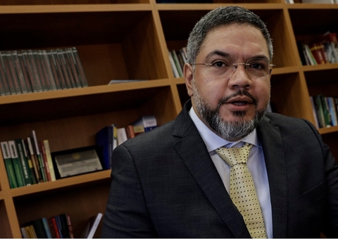 Visando eleições, grupo político ataca juiz em Coari