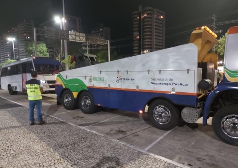 Transporte clandestino é fiscalizado em Manaus
