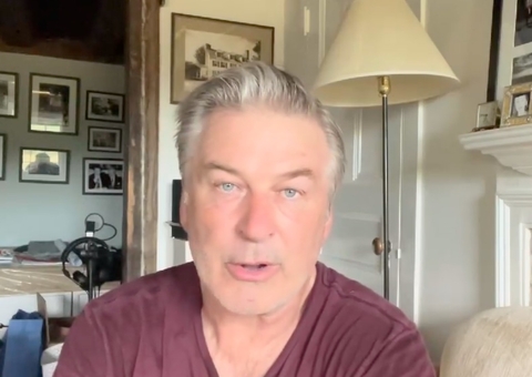 Assistente entregou arma a Alec Baldwin; ator não sabia que tinha bala de verdade