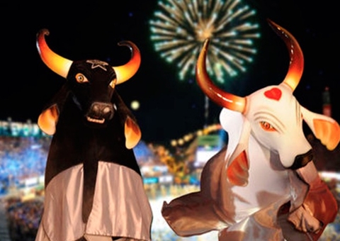 Prefeito de Parintins confirma Festival Folclórico 2022