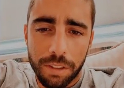 Pedro Scooby reclama de dever de casa dos filhos: ‘a escola tem que evoluir'