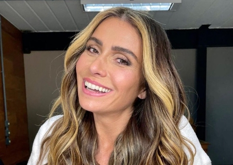 Giovanna Antonelli surge em foto rara com o marido e se declara