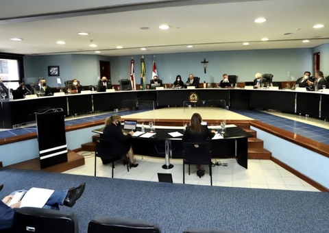 TCE multa em R$ 82,5 mil o ex-presidente da Câmara de Coari, no Amazonas