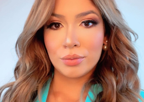 Avião com cantora Marília Mendonça cai em Minas Gerais 