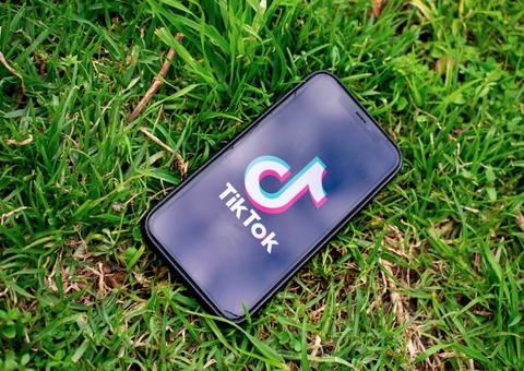Rivalidade com TikTok leva Instagram a pagar quase US$ 1 bilhão por vídeos 