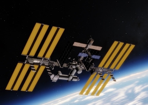 Astronautas são colocados em risco após Rússia disparar míssil antissatélites