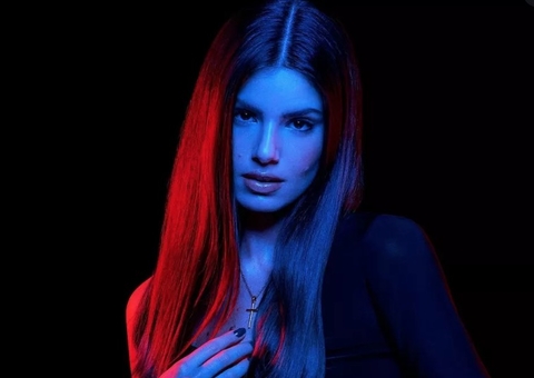 Público fica em choque com saída de Camila Queiroz de Verdades Secretas 2