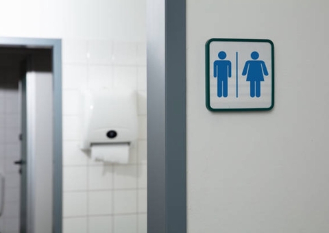 Projeto de Lei visa proibir instalação de banheiros multigêneros em Manaus